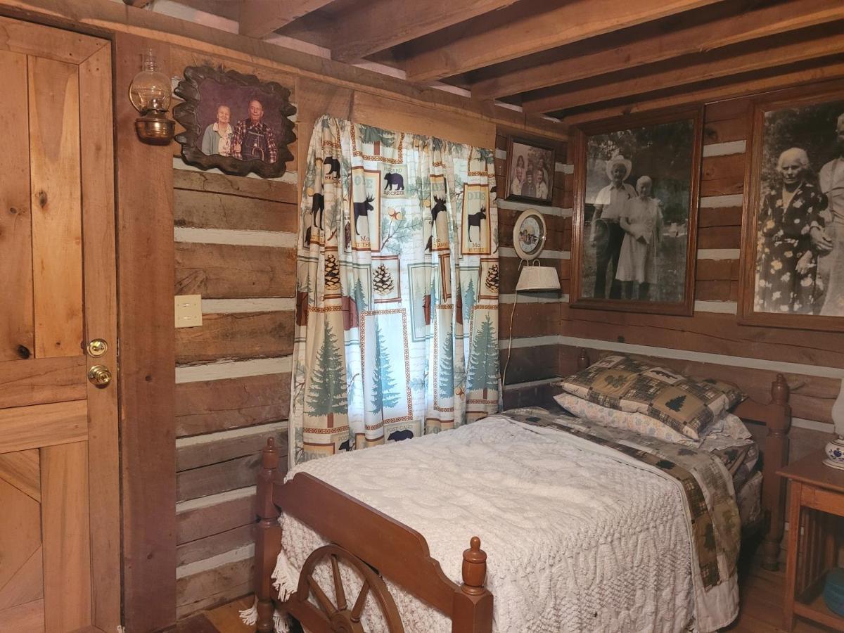 Mountain Memories Cabin Rental Booneville エクステリア 写真